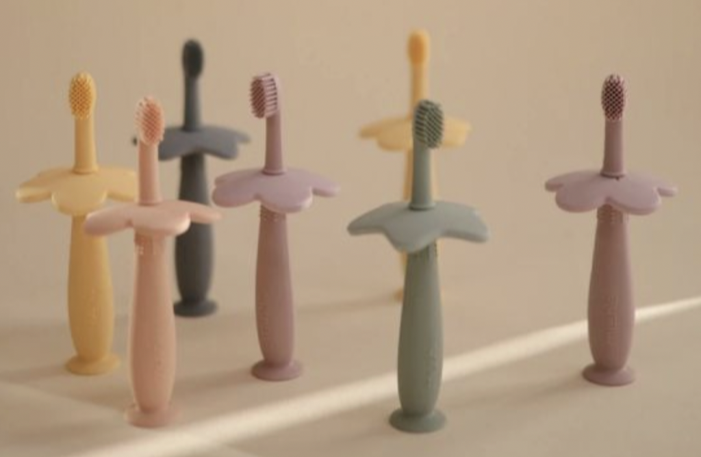 Brosse à dent étoile - Plusieurs coloris