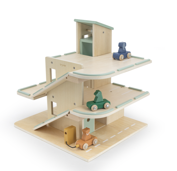 Garage en bois avec accessoires