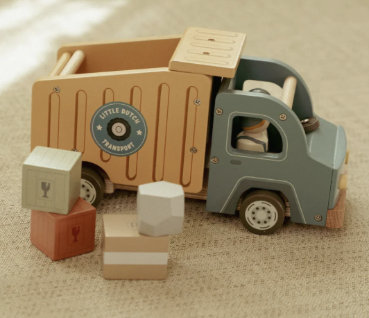 Camion benne en bois