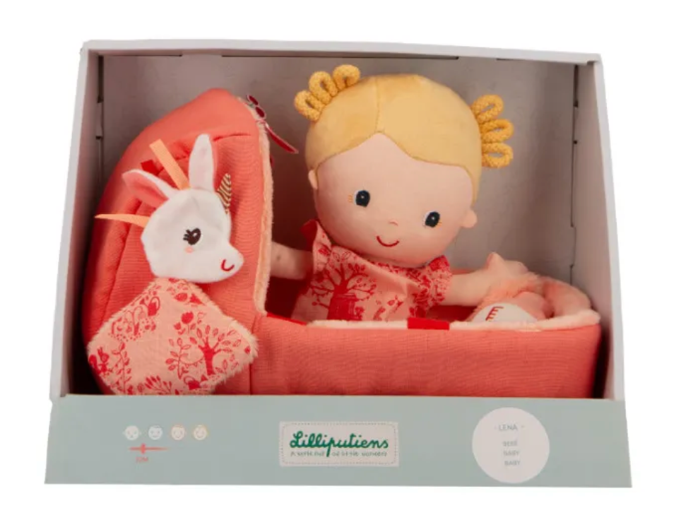 Bébé LENA et son couffin